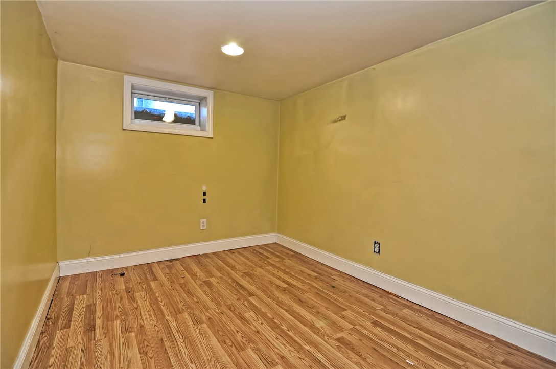 51 Clifford Street Pawtucket, RI 02860 - Photo 20 of 27