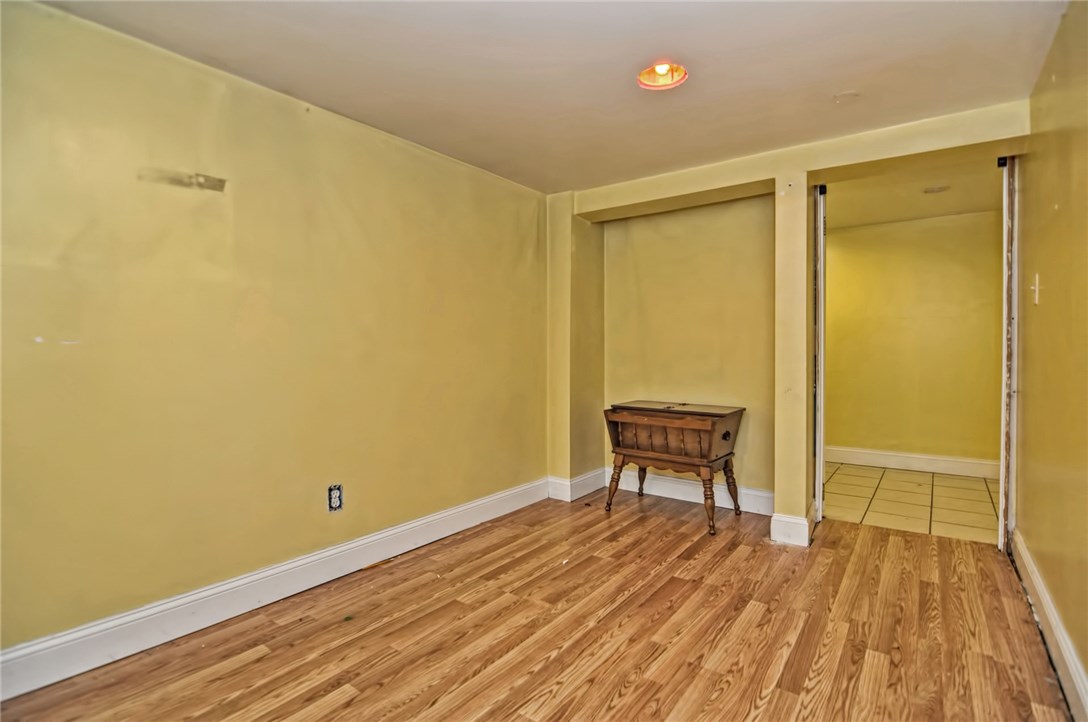 51 Clifford Street Pawtucket, RI 02860 - Photo 21 of 27