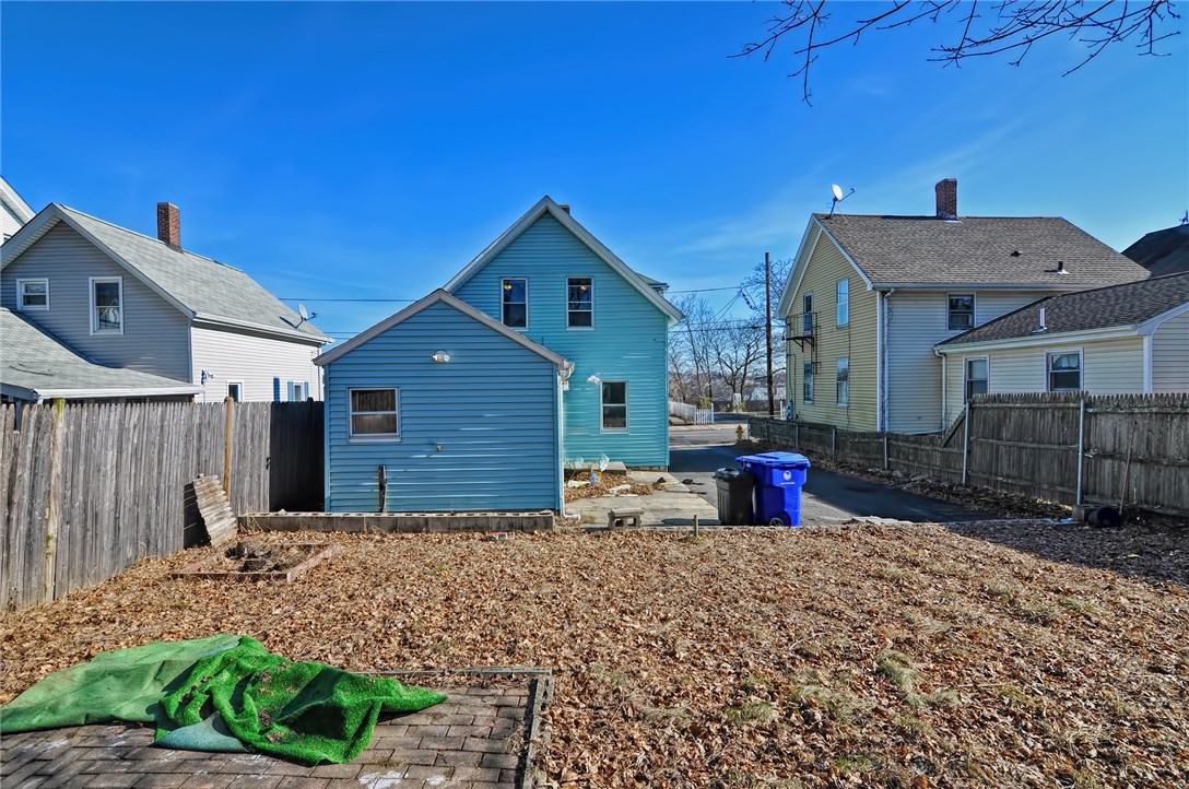 51 Clifford Street Pawtucket, RI 02860 - Photo 27 of 27