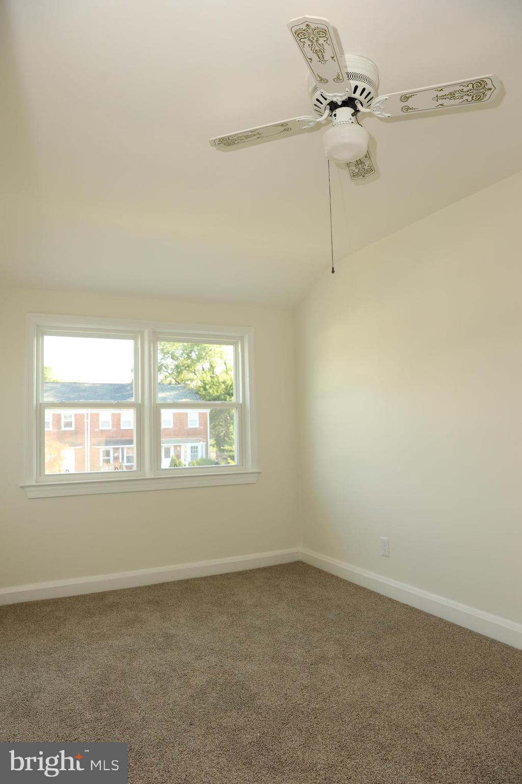 328 Torner Road Essex, MD 21221 - Photo 12 of 29