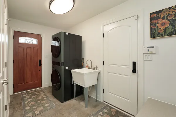 $1,089,000 | 890 Mountain Drive, Deerfield, IL 60015