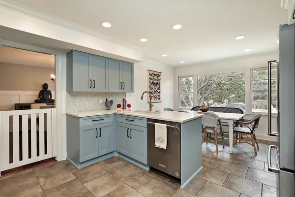 $1,089,000 | 890 Mountain Drive, Deerfield, IL 60015
