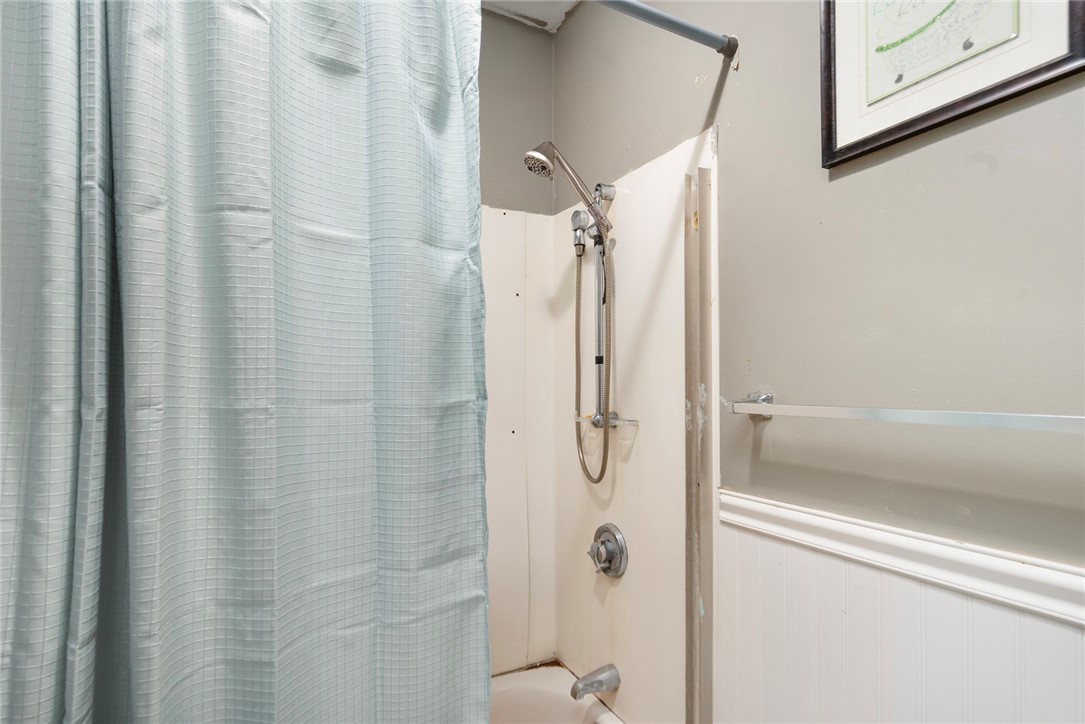 304 Getchell Avenue Woonsocket, RI 02895 - Photo 15 of 28