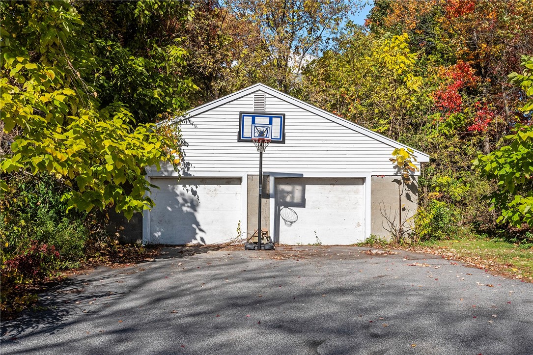 304 Getchell Avenue Woonsocket, RI 02895 - Photo 27 of 28