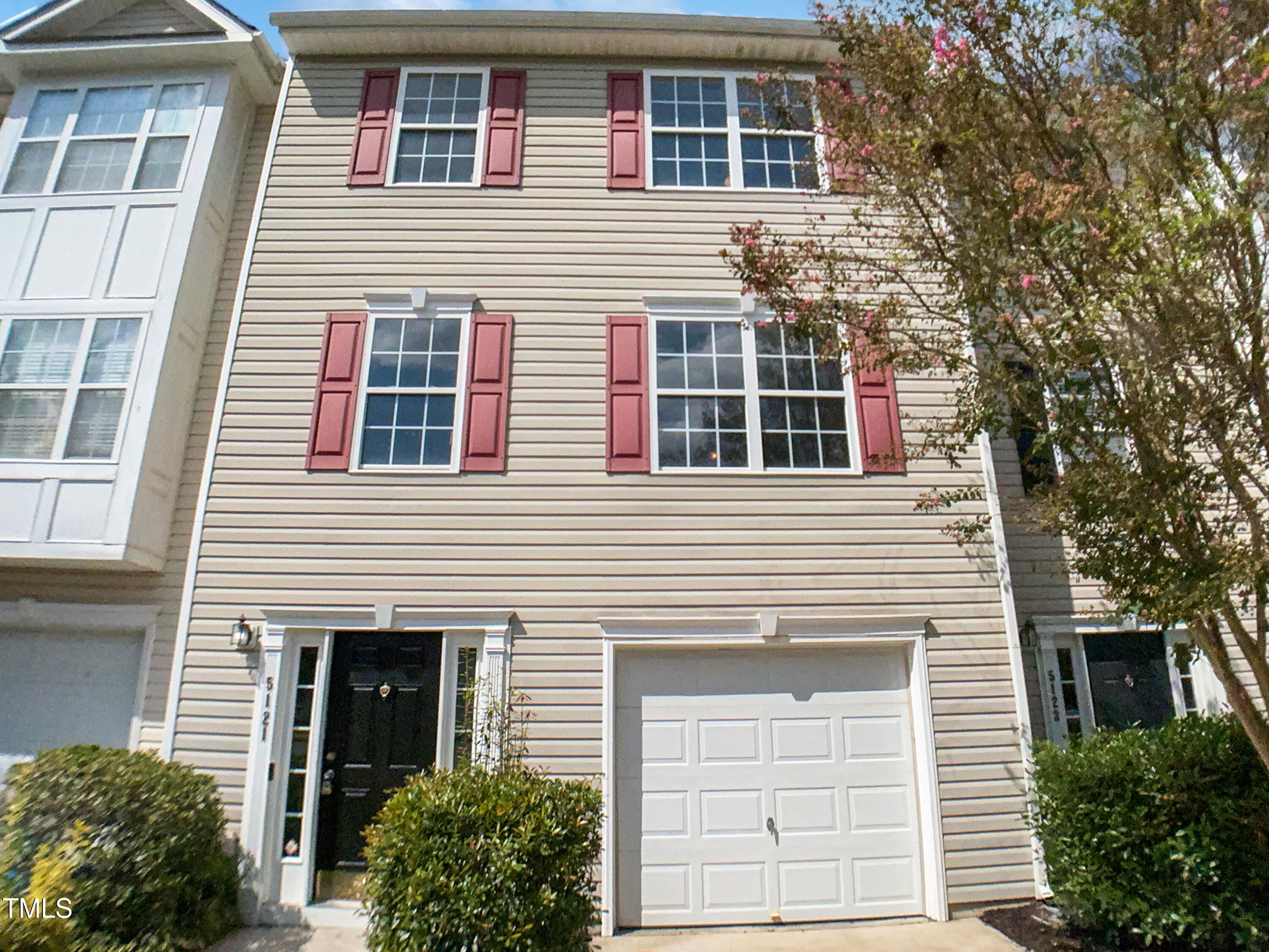 5121 Neuse Commons Lane Raleigh, NC 27616 - Photo 1 of 25 photo_01