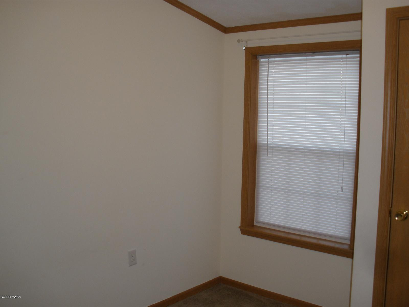 8 Warrings Road Honesdale, PA 18431 - Photo 12 of 18