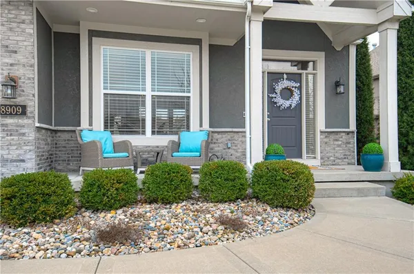 $615,000 | 8909 Northeast 95th Court, Kansas City, MO 64157