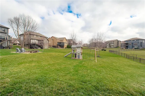 $615,000 | 8909 Northeast 95th Court, Kansas City, MO 64157