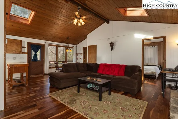 $299,000 | 844 Laurel Circle East, Deep Gap, NC 28618