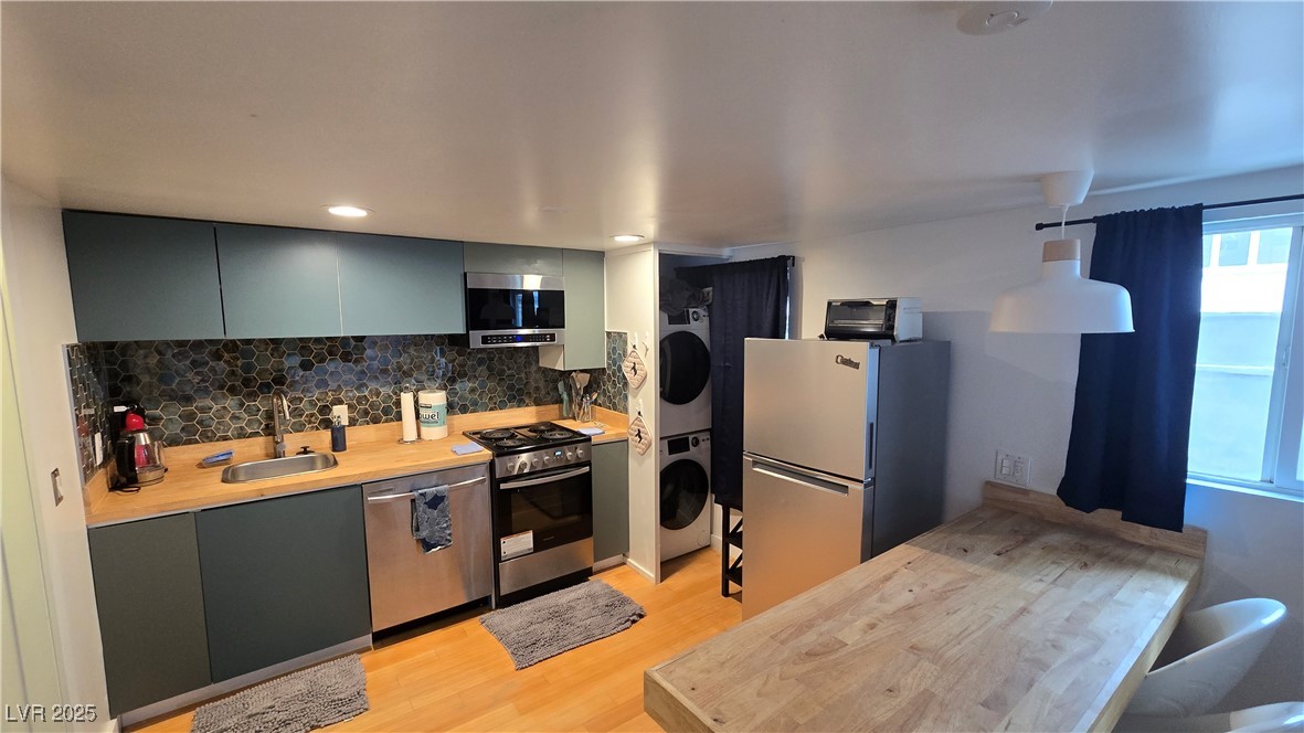 3418 Oneida Way, Unit 1 Las Vegas, NV 89169 - Photo 3 of 12