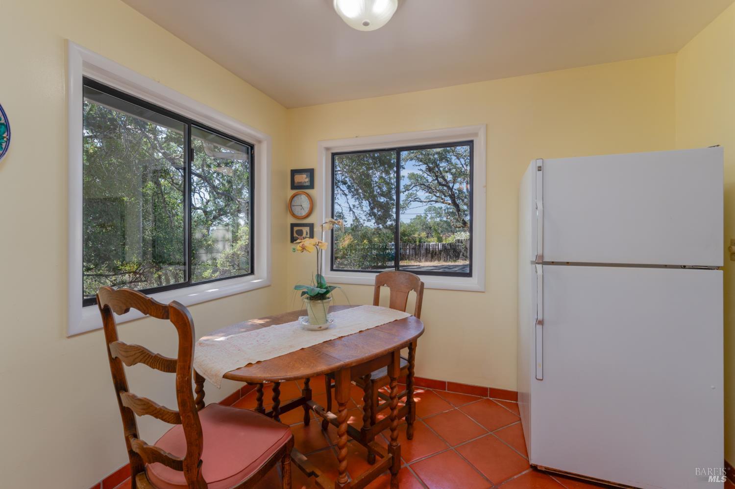 1921 Ridge Road Ukiah, CA 95482 - Photo 12 of 32