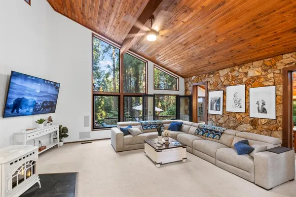 $830,000 | 13011 Admiral Lane, Grass Valley, CA 95945