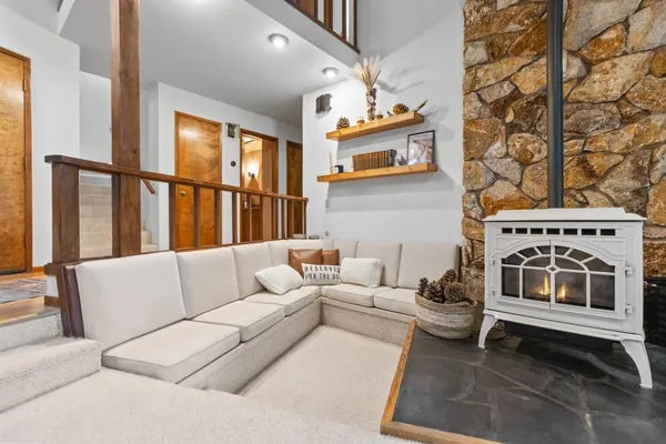 $830,000 | 13011 Admiral Lane, Grass Valley, CA 95945