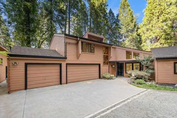 $830,000 | 13011 Admiral Lane, Grass Valley, CA 95945