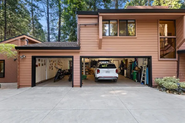 $830,000 | 13011 Admiral Lane, Grass Valley, CA 95945