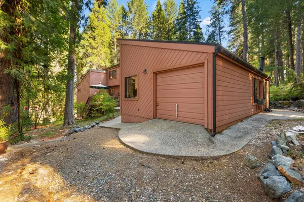 $830,000 | 13011 Admiral Lane, Grass Valley, CA 95945