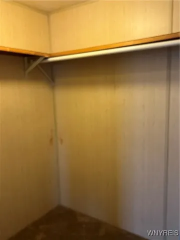 $59,900 | 433 Chestnut Drive, Lockport Town, NY 14094