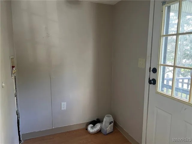 $59,900 | 433 Chestnut Drive, Lockport Town, NY 14094