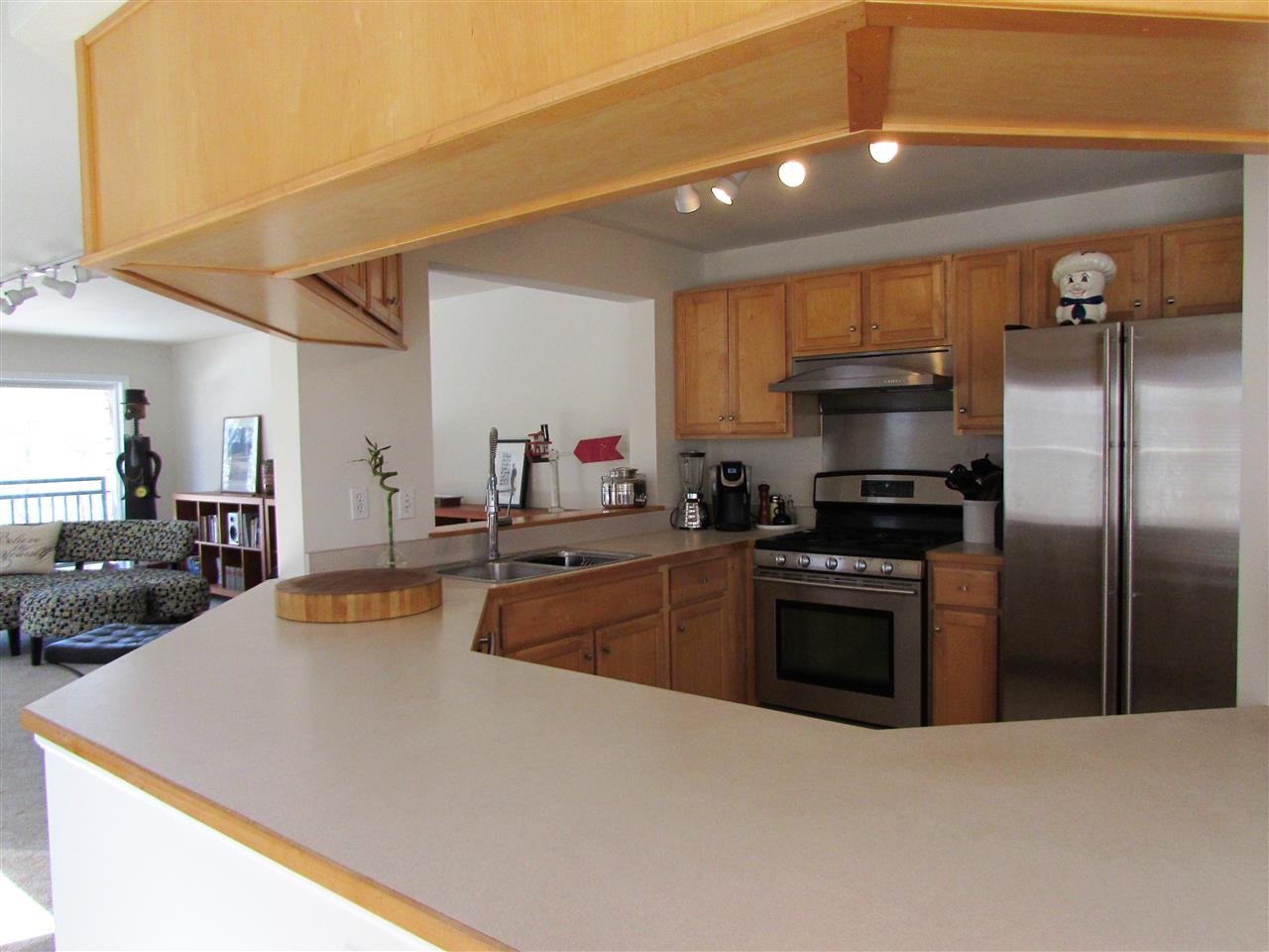 41 Claire Point Road Burlington, VT 05408 - Photo 8 of 12 Gallery Image 8