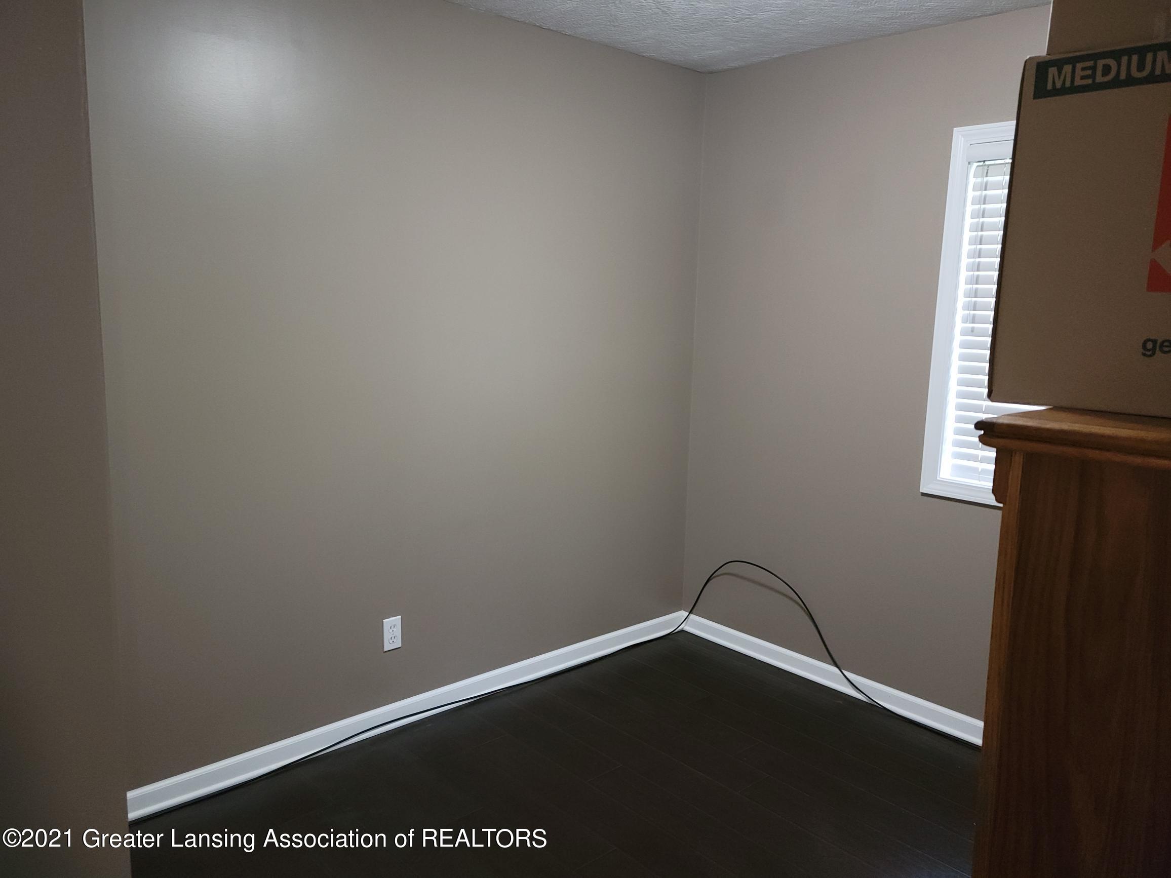 4716 Christiansen Road Lansing, MI 48910 - Photo 10 of 13 Bedroom