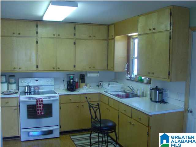 93 Crystal Avenue Bessemer, AL 35023 - Photo 10 of 23