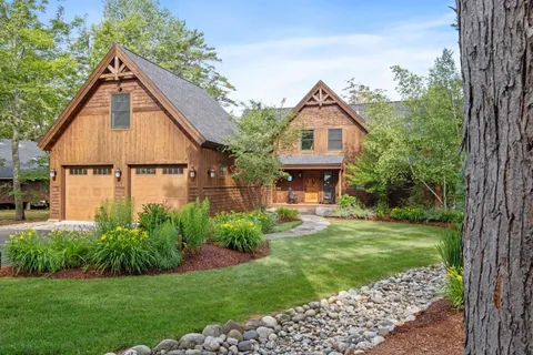 $4,500,000 | 62 West Point Road, Moultonborough, NH 03254