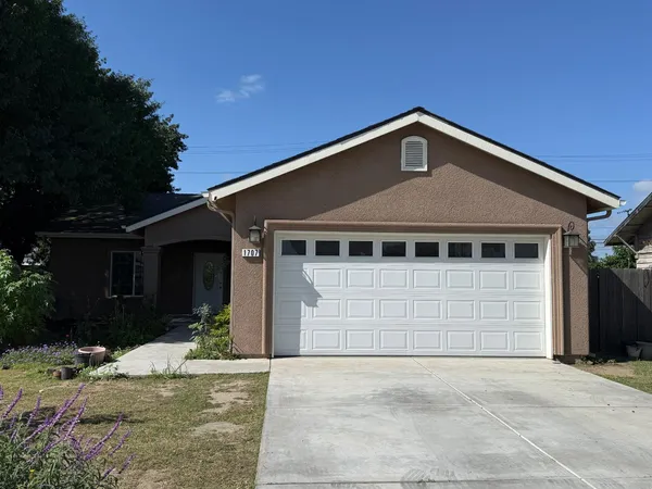 $425,000 | 1707 Sylvia Street, Selma, CA 93662