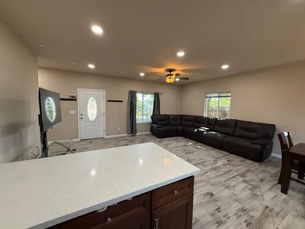 $425,000 | 1707 Sylvia Street, Selma, CA 93662