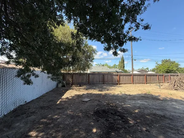 $425,000 | 1707 Sylvia Street, Selma, CA 93662