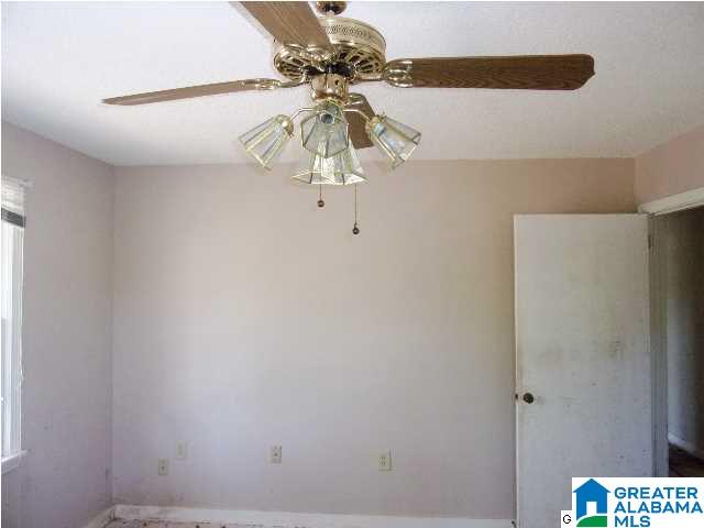 3938 Parkwood Road Bessemer, AL 35022 - Photo 9 of 12