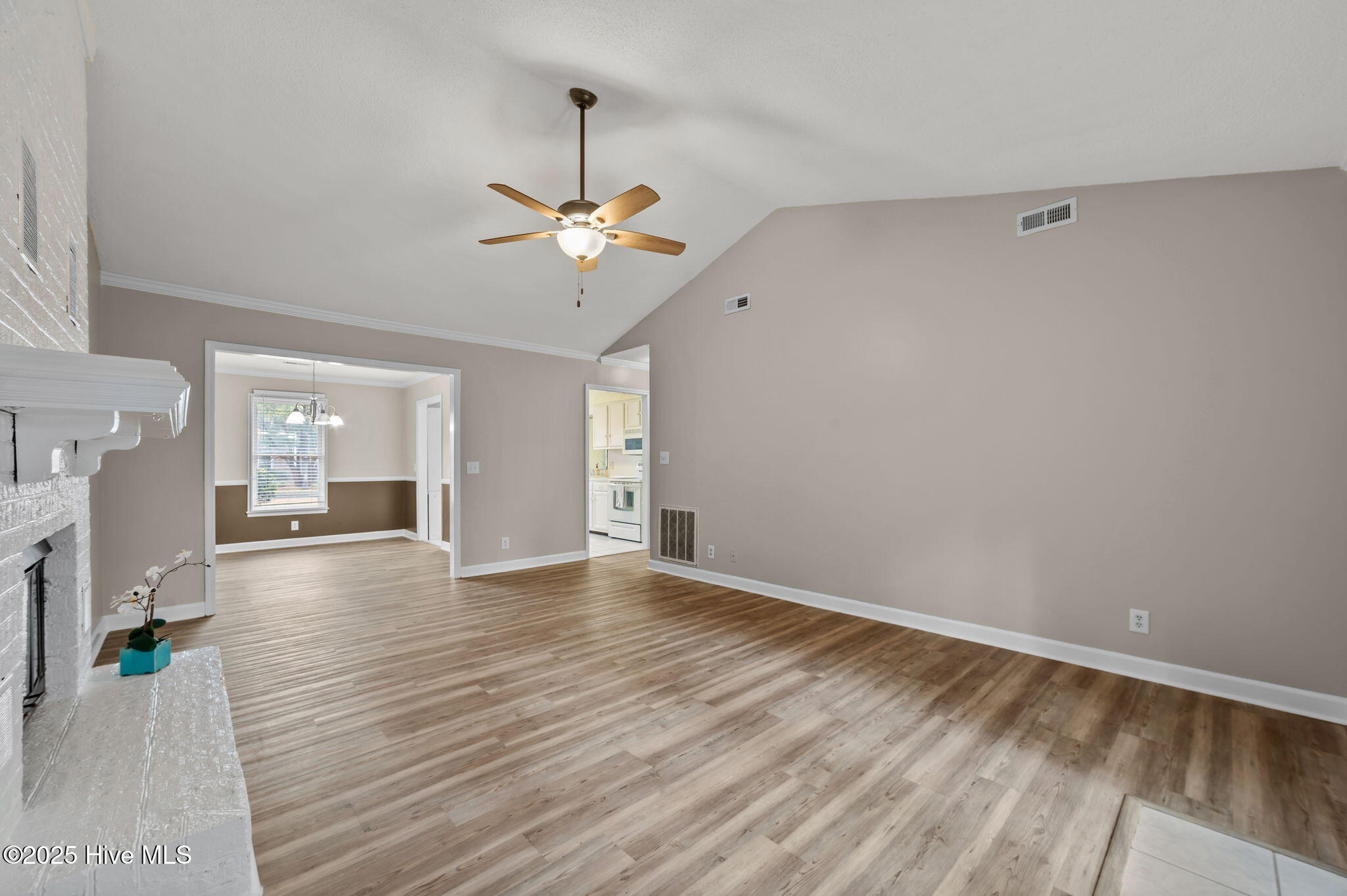 1827 Quail Ridge Road, Unit F Greenville, NC 27858 - Photo 20 of 42 19-web-or-mls-LHV_4647