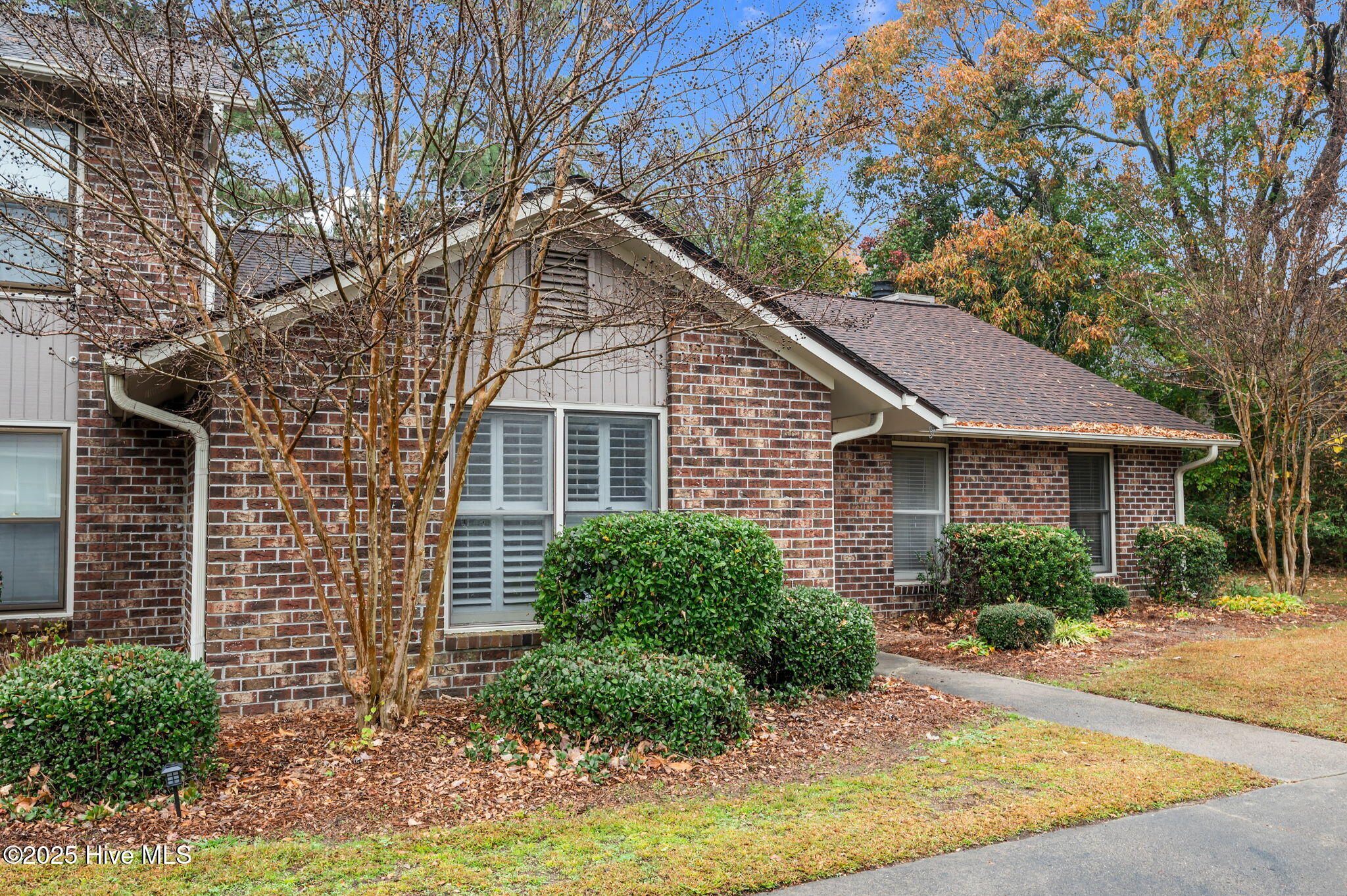 1827 Quail Ridge Road, Unit F Greenville, NC 27858 - Photo 2 of 42 2-web-or-mls-LHV_4722
