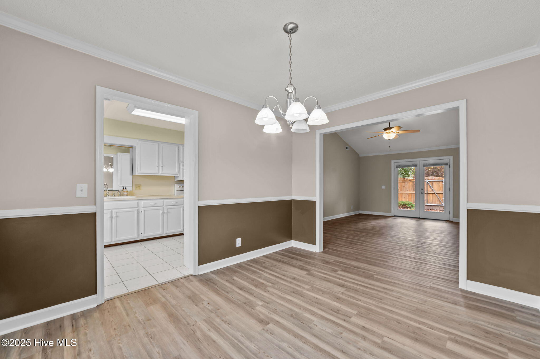 1827 Quail Ridge Road, Unit F Greenville, NC 27858 - Photo 22 of 42 21-web-or-mls-LHV_4653
