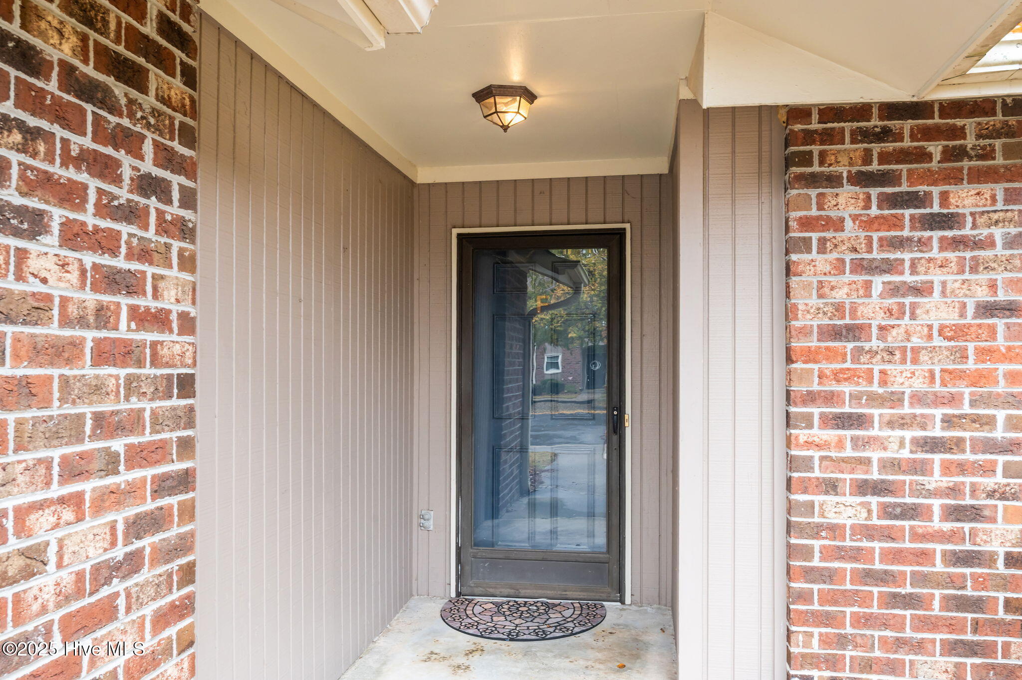 1827 Quail Ridge Road, Unit F Greenville, NC 27858 - Photo 4 of 42 42-web-or-mls-LHV_4726