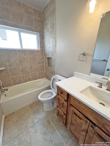 $614,000 | 14674 Silesia Drive, St. Hedwig, TX 78152