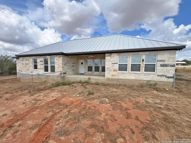 $614,000 | 14674 Silesia Drive, St. Hedwig, TX 78152