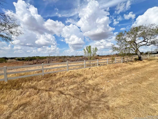 $614,000 | 14674 Silesia Drive, St. Hedwig, TX 78152