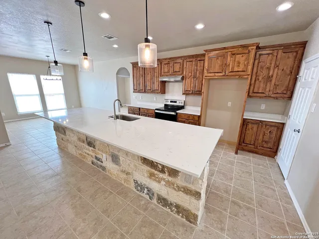 $614,000 | 14674 Silesia Drive, St. Hedwig, TX 78152