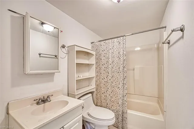 $234,900 | 2727 48th Street Southwest, Lehigh Acres, FL 33976