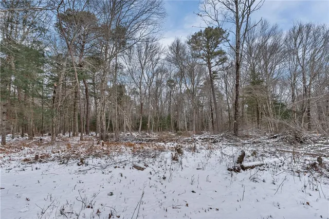 $250,000 | 5 Bridgeview Drive, Richmond, RI 02892