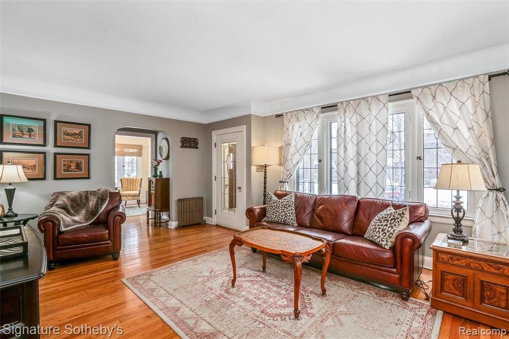 1250 Bishop Road Grosse Pointe Park, MI 48230 - Photo 5 of 32