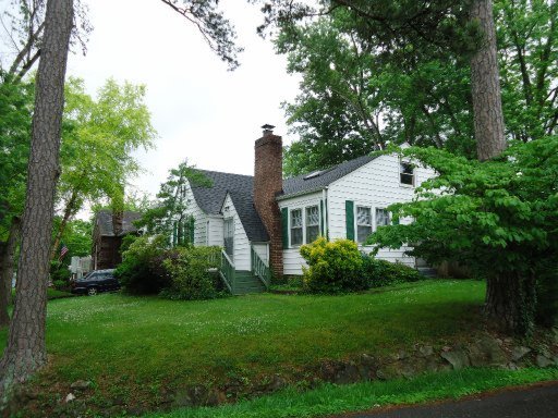 4931 Oakview Road Knoxville, TN 37918 - Photo 1 of 1 Primary Photo