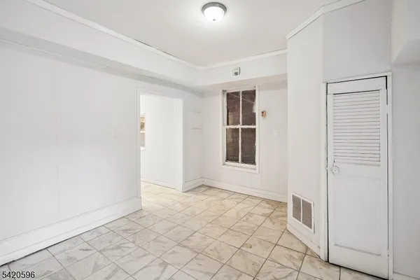 $2,250 | 904 2nd Avenue, Unit 2, Elizabeth, NJ 07201