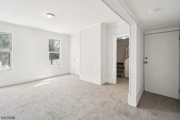 $2,250 | 904 2nd Avenue, Unit 2, Elizabeth, NJ 07201