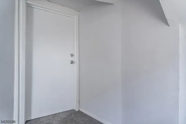 $2,250 | 904 2nd Avenue, Unit 2, Elizabeth, NJ 07201