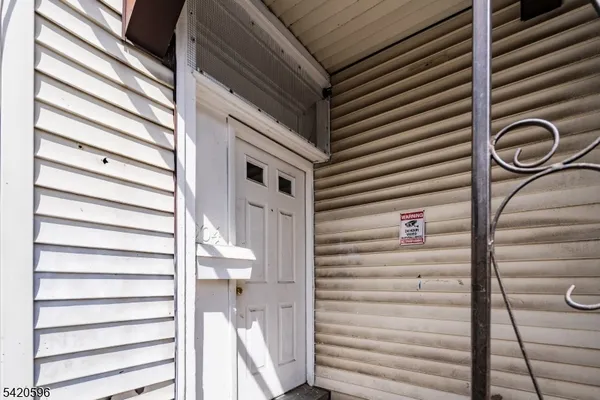 $2,250 | 904 2nd Avenue, Unit 2, Elizabeth, NJ 07201