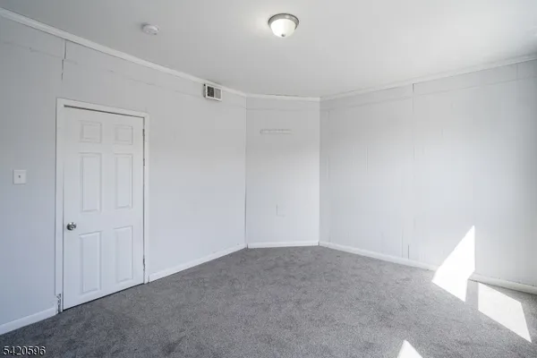 $2,250 | 904 2nd Avenue, Unit 2, Elizabeth, NJ 07201