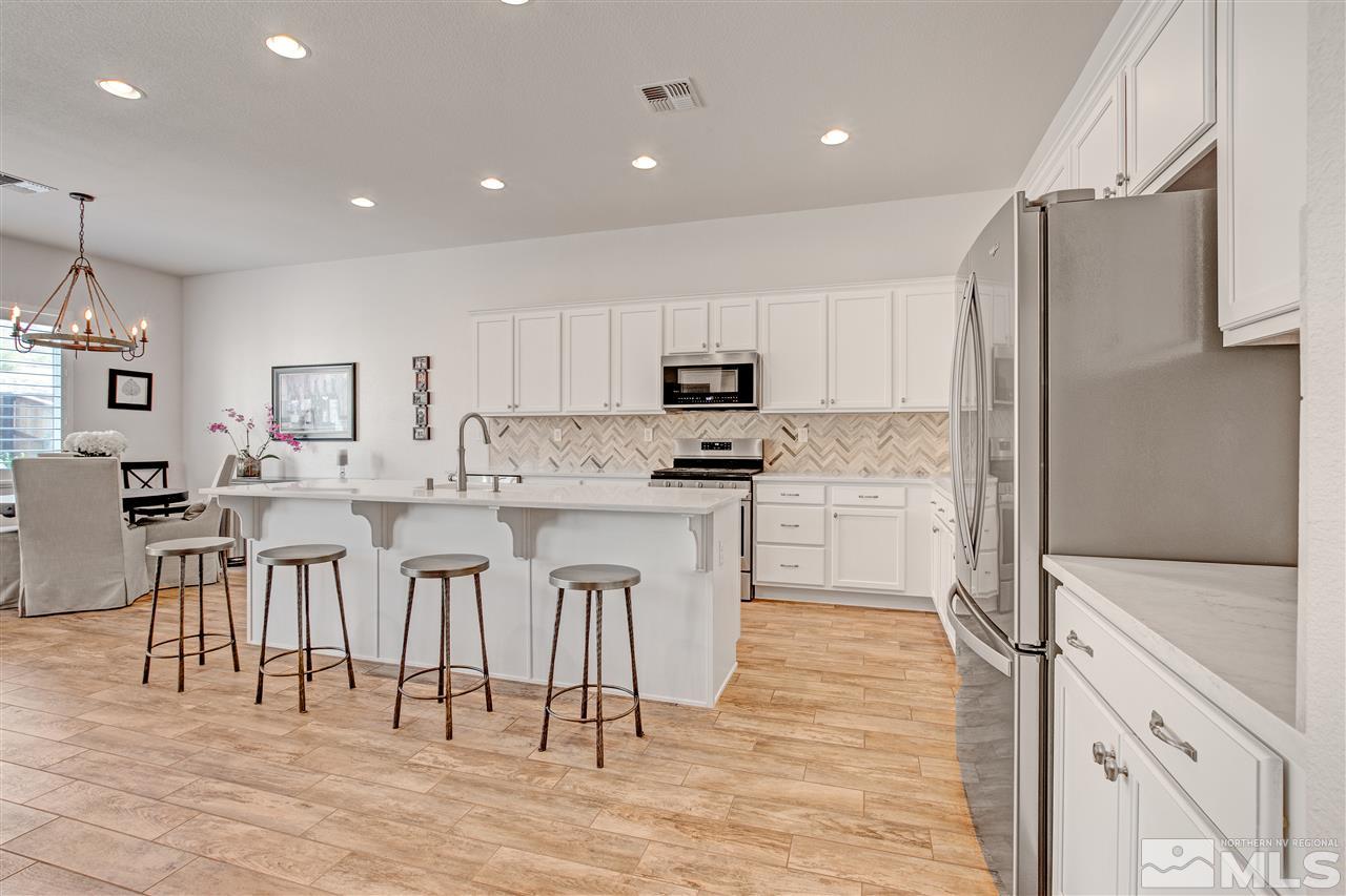 3175 Show Jumper Lane Reno, NV 89521 - Photo 11 of 40
