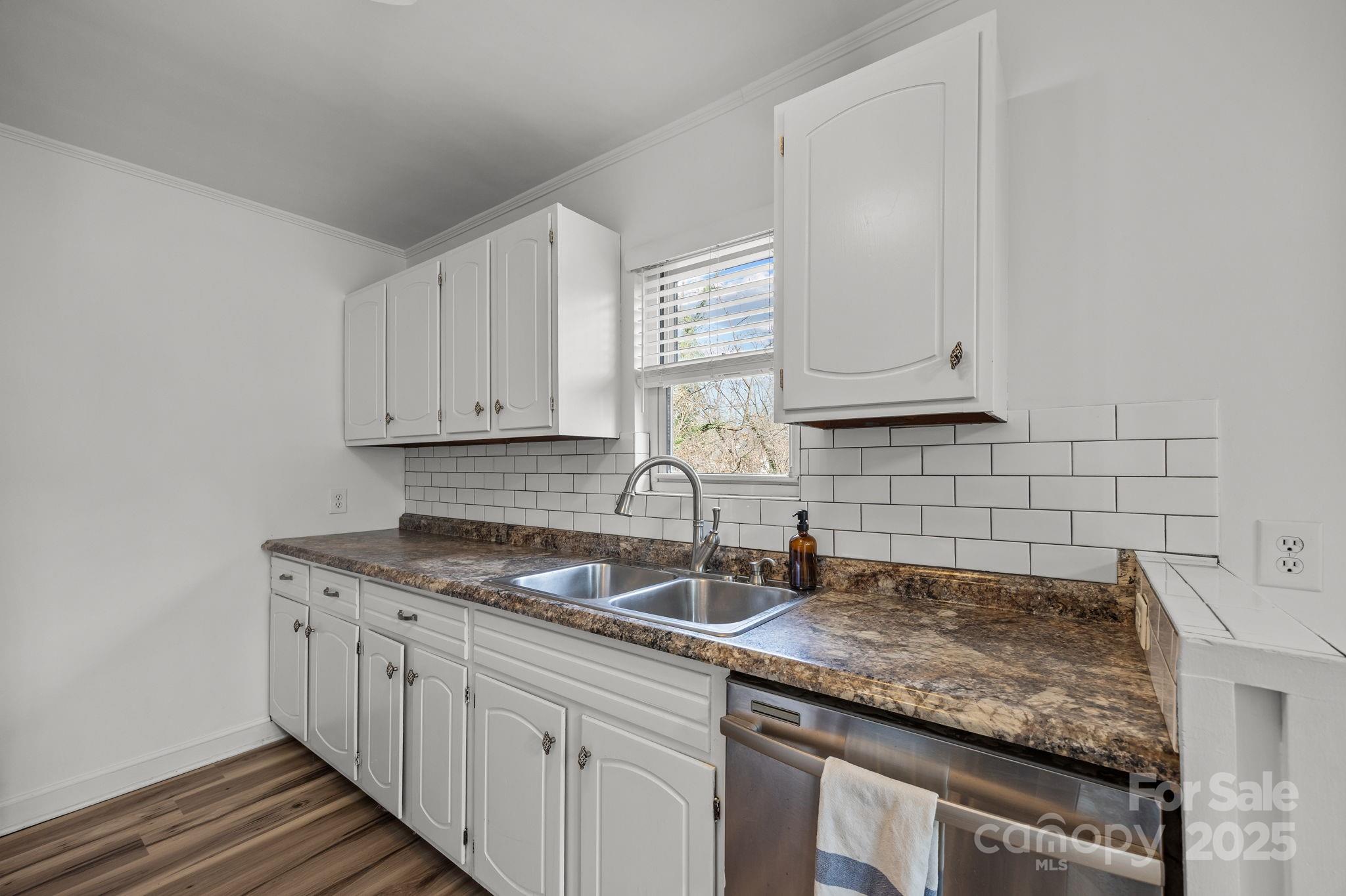 175 Chatham Road Asheville, NC 28804 - Photo 18 of 48