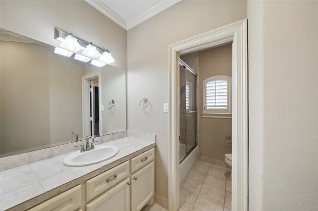 $9,000 | 30 North Palmiera Circle, The Woodlands, TX 77382